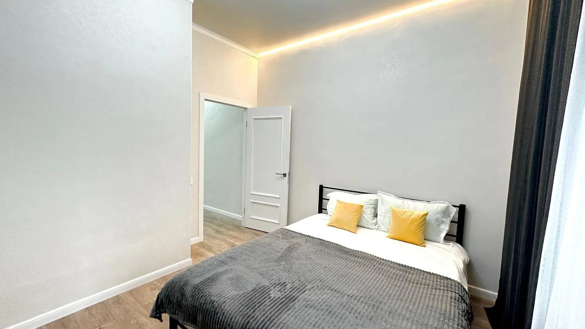 Пространство Комфорта Возле Хан Шатыра Apartment Nur-Sultan  0*, Nur-Sultan (Astana)